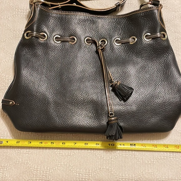 Cole Haan Women’s Black Leather Shoulder Bag Purse 16 X 12 - Picture 8 of 14
